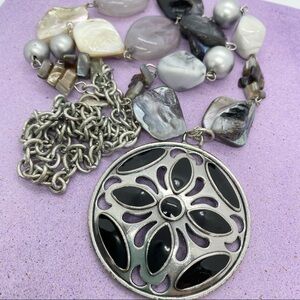 Long Natural Shell Beads Necklace Pendant